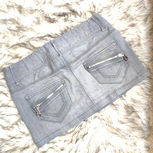 Guess Jeans - Gray Jean Skirt - Picture 1 of 10